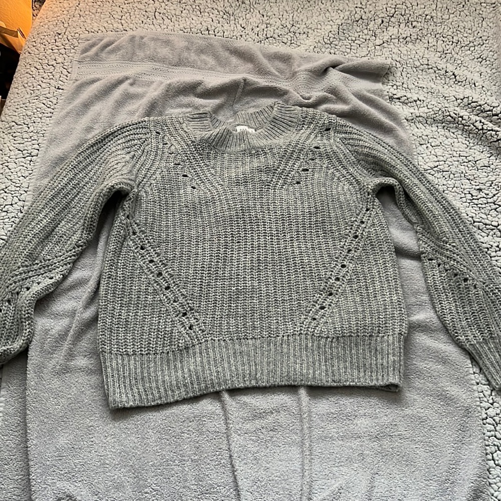Womens Gap sweater size medium